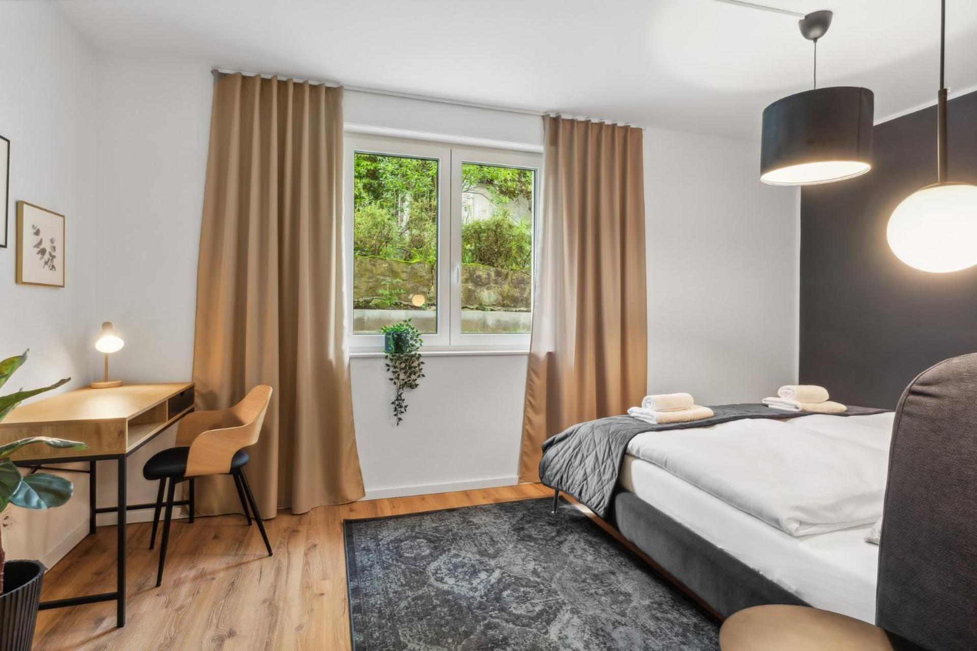 Zwei Apartments Fuer Bis Zu 8 Personen Zentral, Modern, Mit Terrasse & Balkon Bielefeld Bagian luar foto