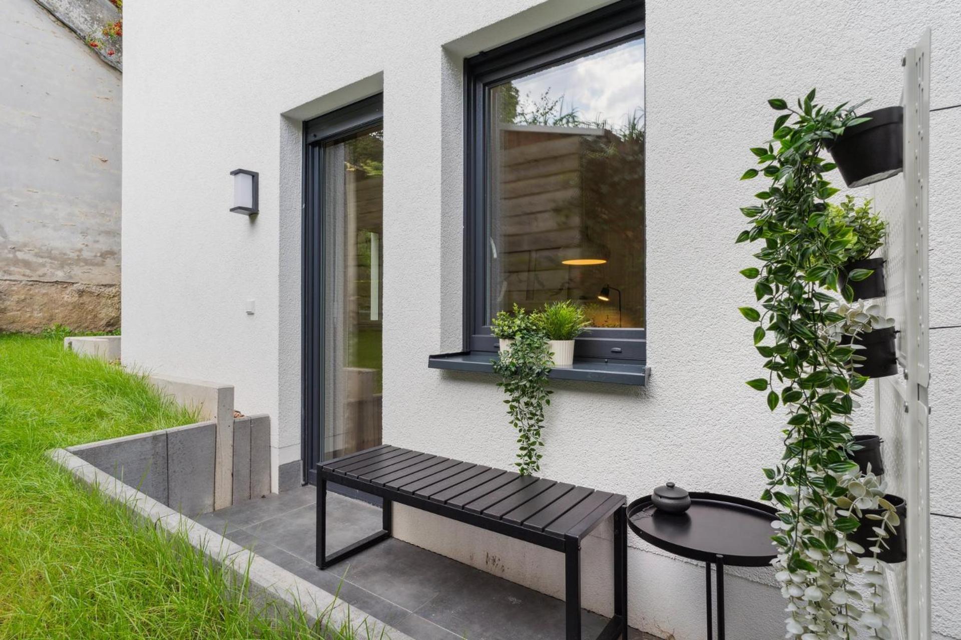 Zwei Apartments Fuer Bis Zu 8 Personen Zentral, Modern, Mit Terrasse & Balkon Bielefeld Bagian luar foto