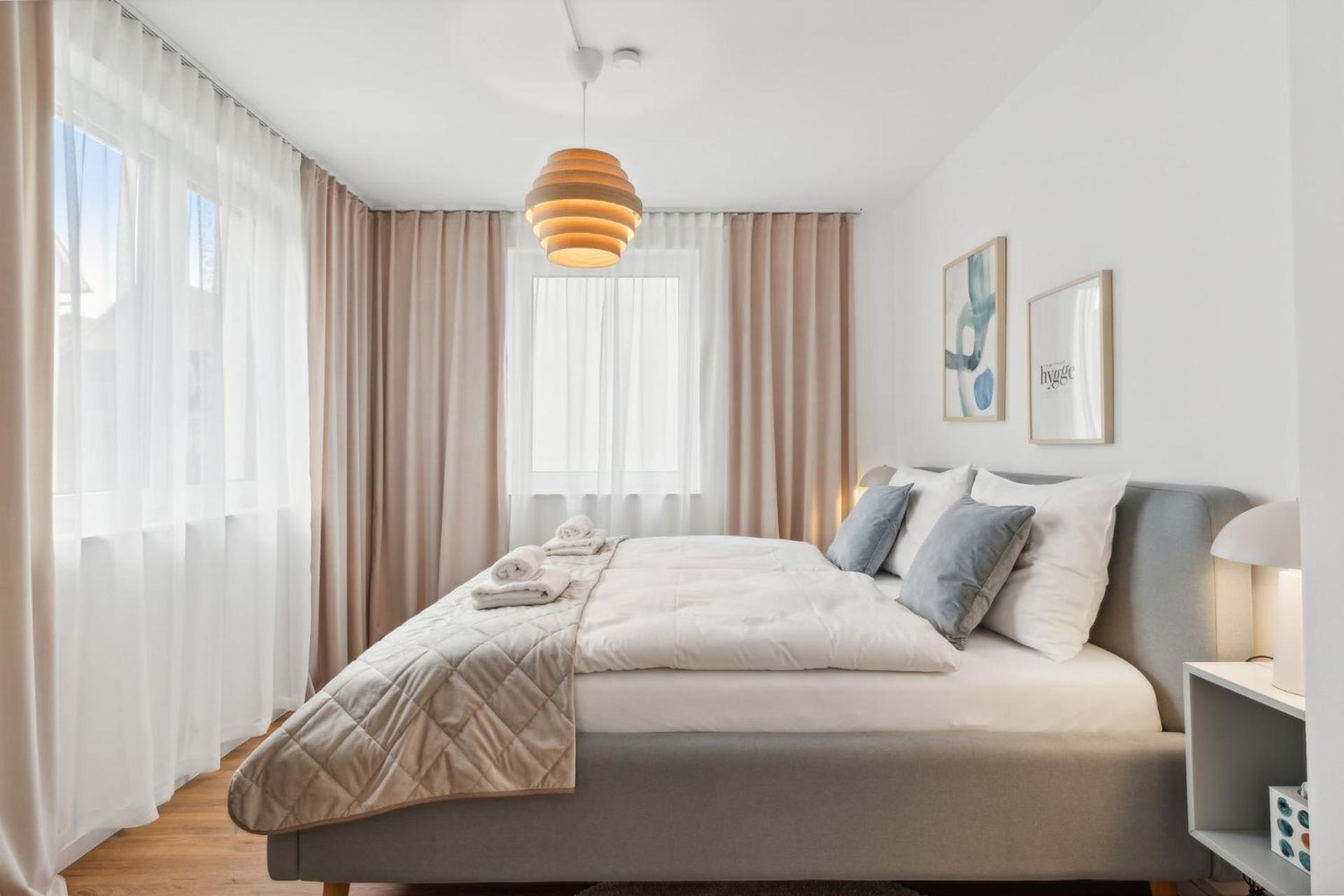 Zwei Apartments Fuer Bis Zu 8 Personen Zentral, Modern, Mit Terrasse & Balkon Bielefeld Bagian luar foto